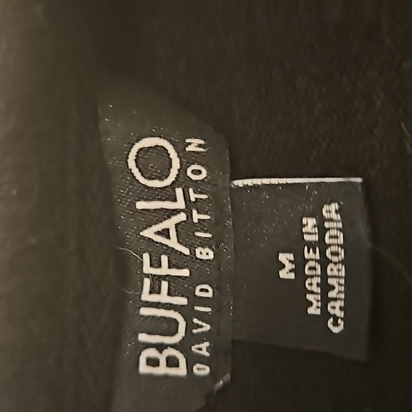 Buffalo sweater with stars - Picture 2 of 2